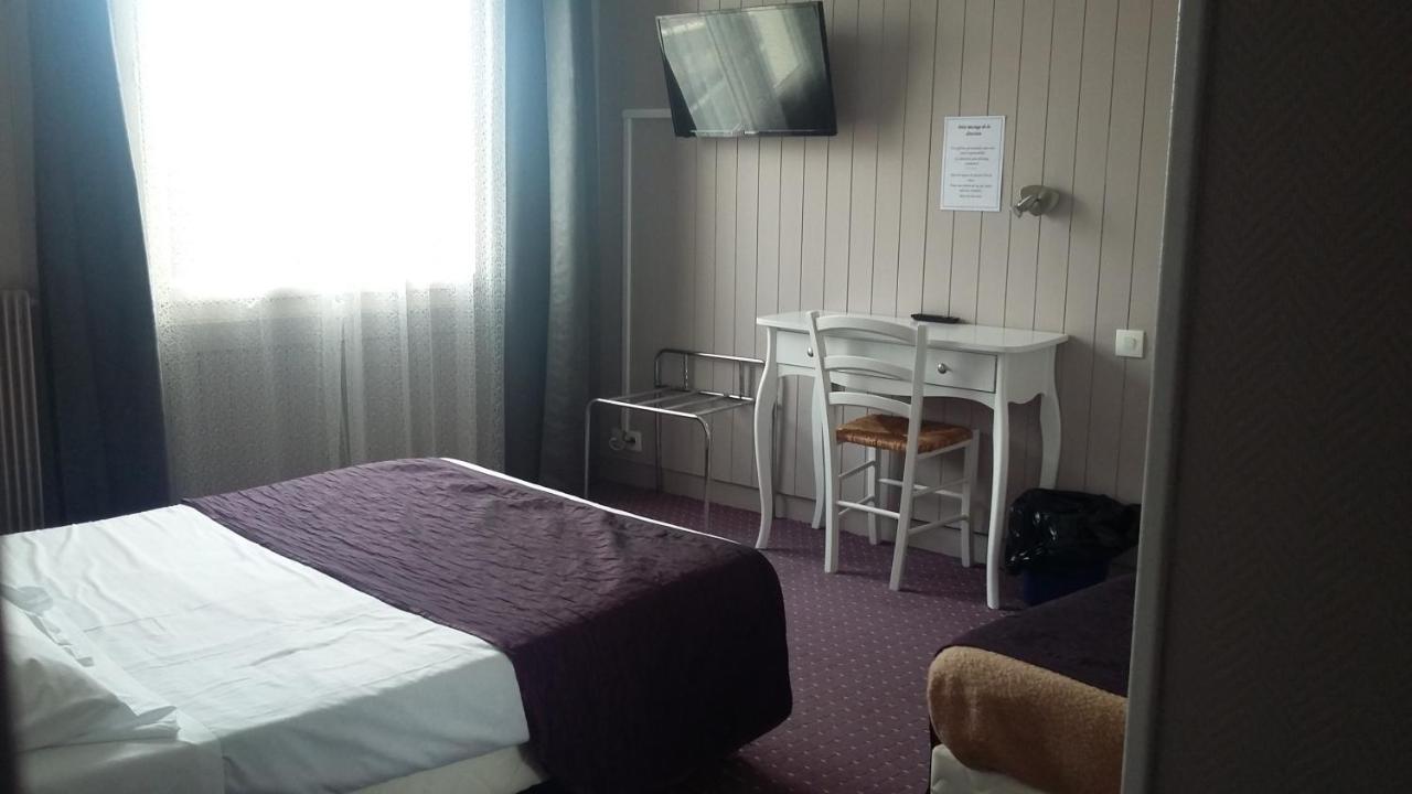 L' R Du Port Hotell Courseulles-sur-Mer Eksteriør bilde